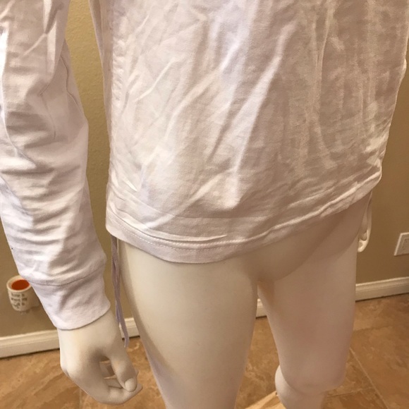 On Fire Living My Best Life Long Sleeve Graphic Tee Womens Size Small White - Picture 8 of 10